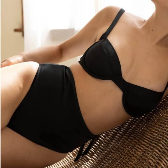 Londre The High-Waisted Scrunch Bottoms Size Medium Espresso Brown - Picture 2 of 9